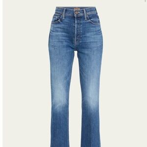 MOTHER straight leg jeans. Women. Medium wash. Size 24